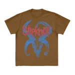 Embrace Slipknot's edgy style with the 'Goat and Face' t-shirt. This black tee features a striking graphic of a goat and face design on the front, paired with the iconic 25th anniversary tribal S logo on the back. Ideal for fans who want to stand out and celebrate Slipknot’s legacy. Order yours today!