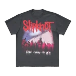 Get ready for Slipknot's 'Here Comes The Pain' Tour 2024 with this exclusive photo t-shirt. Featuring striking tour imagery on the front and a bold 25th anniversary tribal S logo on the back, this black tee is perfect for fans wanting to commemorate the tour in style. Don’t miss out—grab yours today!