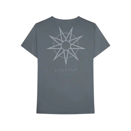 Discover the Slipknot gray unisex short sleeve tee featuring a captivating amusement park band photo on the front and a striking 9-point star design on the back. Ideal for fans of Slipknot who want to showcase their passion with a unique, stylish shirt. Perfect for casual wear or adding to your Slipknot collection. Shop now!